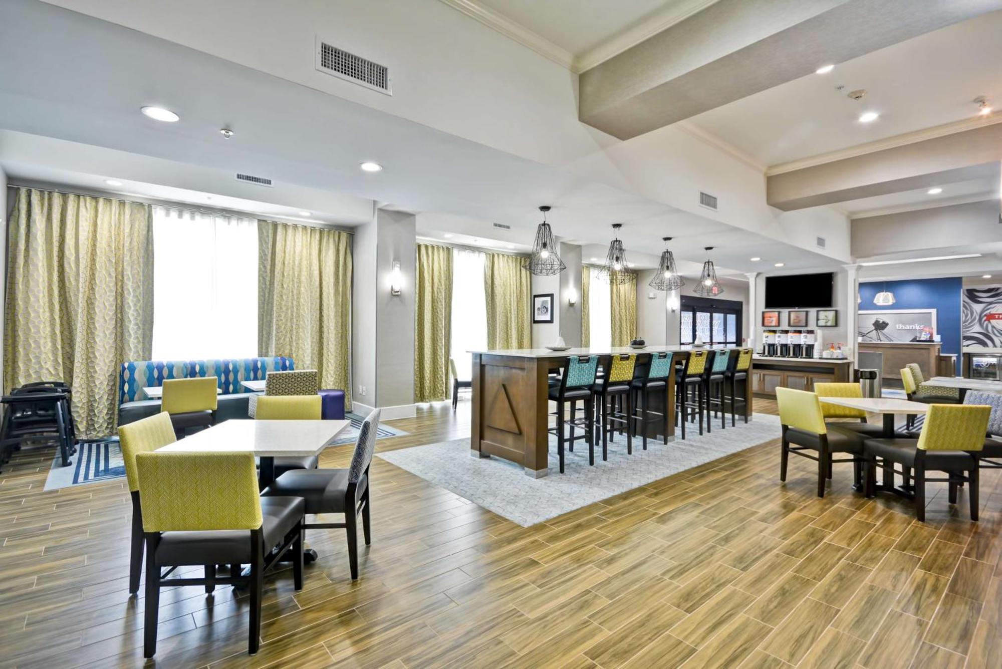 Hampton Inn Кайл Экстерьер фото